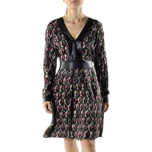Sukienka ze wzorem. Czarne sukienki marki Sexy Woman. W wyprzedaży za 109,95 zł.