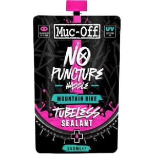 Muc-Off No Puncture Hassle 140ml saszetka. Czarne nerki i saszetki MUC-OFF, bez wzorów. Za 165,55 zł.
