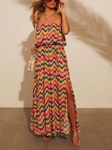 Milan Kiss Sukienka ze wzorem rozmiar: M. Sukienki Milan Kiss, m, bez wzorów, z wiskozy, bez kołnierzyka, bez ramiączek, maxi. Za 208,99 zł.