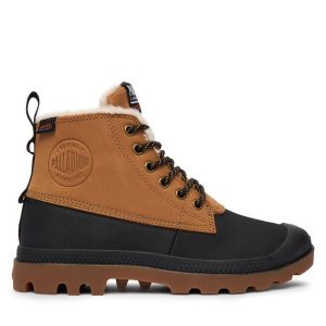 Trapery Palladium. Brązowe buty zimowe Palladium, bez obcasa, bez zapięcia. Za 699,99 zł.