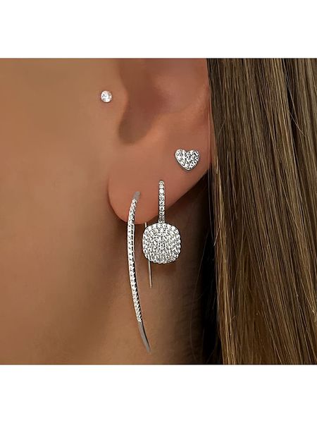 Les Petites Précieuses Srebrne kolczyki z cyrkoniami rozmiar: onesize. Szare kolczyki Les Petites Précieuses, z cyrkonią, srebrne. Za 122,67 zł.