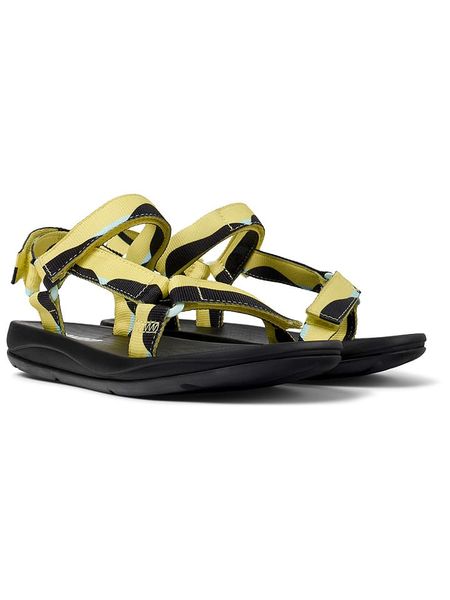 Camper Sandały w kolorze żółto-czarnym rozmiar: 37. Czarne sandały Camper, bez wzorów, z otwartym noskiem, bez obcasa, bez zapięcia. Za 208,99 zł.