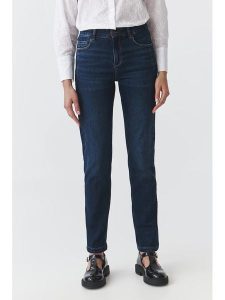 TATUUM Dżinsy "Saros" - Slim fit - w kolorze granatowym rozmiar: 44. Niebieskie jeansy Tatuum, z aplikacjami, ze skóry. Za 196,70 zł.