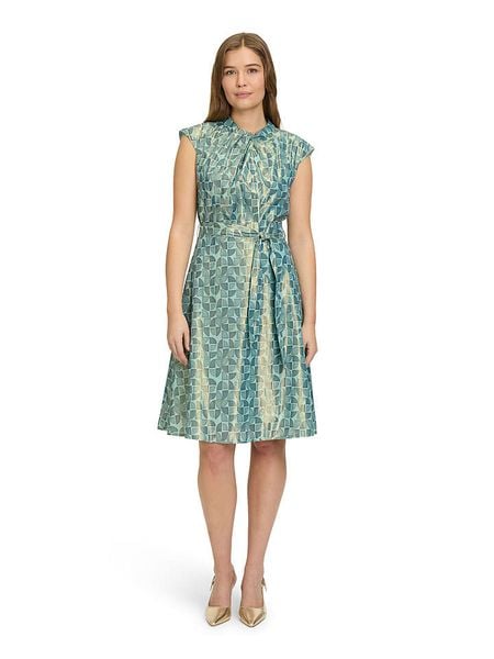 BETTY & CO Sukienka w kolorze turkusowym rozmiar: 38. Niebieskie sukienki Betty & Co, bez wzorów, z tkaniny, bez kołnierzyka, bez ramiączek, midi. Za 194,95 zł.