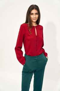 Elegancka Bluzka z Łezką na Dekolcie - Ecru. Czerwone bluzki Nife, xl, bez wzorów, z elastanu, eleganckie, bez kołnierzyka, bez ramiączek. Za 179,90 zł.