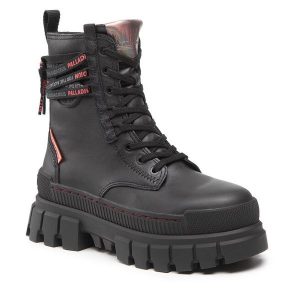 Trapery Palladium. Czarne buty zimowe Palladium, bez obcasa, bez zapięcia. Za 699,99 zł.