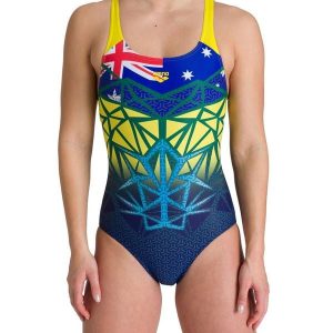 Strój kąpielowy damski jednoczęściowy na basen Arena Australia. Czerwone stroje jednoczęściowe Arena, bez wzorów. Za 129,99 zł.