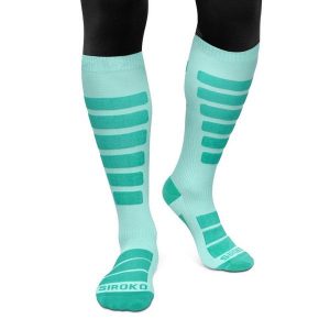 Skarpety do sportów zimowych unisex SIROKO Aoraki. Niebieskie skarpetki SIROKO, bez wzorów. Za 106,00 zł.