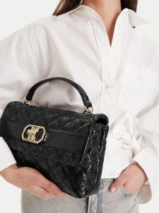 Nine West Torebka EO-Jorra-LDA8453 Czarny. Czarne torebki klasyczne Nine West, bez wzorów, z materiału, bez dodatków. Za 349,99 zł.