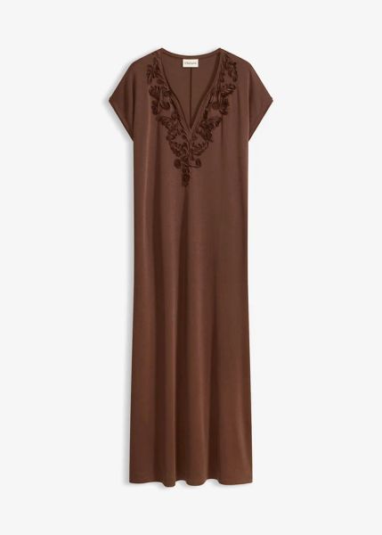 Sukienka tunikowa z haftem. Niebieskie sukienki bonprix, bez wzorów, bez kołnierzyka, bez ramiączek. Za 147,99 zł.
