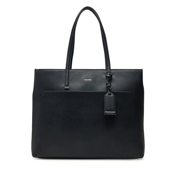 Torebka Calvin Klein. Czarne shopper bag Calvin Klein, bez wzorów, bez dodatków. Za 349,99 zł.
