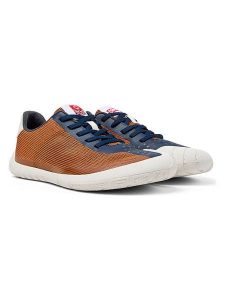 Camper Sneakersy "By Ineos" w kolorze jasnobrązowo-granatowym rozmiar: 40. Brązowe trampki Camper, bez wzorów, bez zapięcia. Za 469,99 zł.