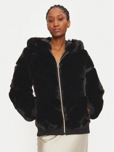 Rinascimento Futro CFC0118311003 Czarny Regular Fit. Czarne płaszcze Rinascimento, s, bez wzorów, z futra, bez kaptura. Za 919,99 zł.