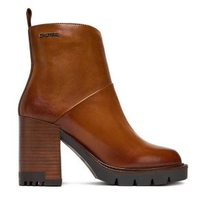Botki G-Star Raw. Brązowe botki G-Star Raw, bez wzorów, bez obcasa, na słupku, bez zapięcia. Za 419,99 zł.