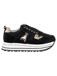 Patrizia Pepe Sneakersy w kolorze czarnym rozmiar: 38. Czarne trampki Patrizia Pepe, bez wzorów, bez zapięcia. Za 316,24 zł.