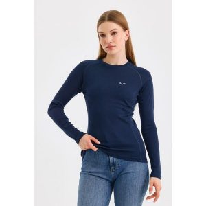 Alize - damska koszulka termoaktywna 100% merino (195 g/m²). Niebieskie koszule nocne WOOLONA, bez wzorów, z wełny, bez ramiączek. W wyprzedaży za 297,00 zł.