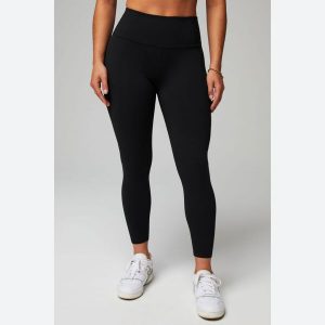 Legginsy 7/8 z wysokim stanem damskie Fabletics Boost. Czarne legginsy FABLETICS, bez wzorów, z podwyższonym stanem. Za 305,70 zł.