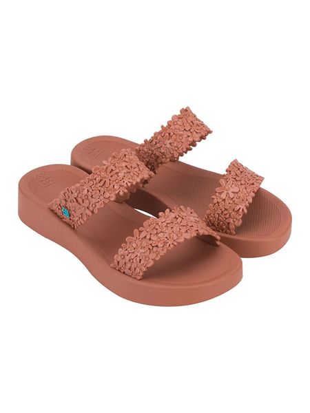 Zaxy Klapki "Primavera" w kolorze pomarańczowym rozmiar: 37. Pomarańczowe klapki Zaxy, bez wzorów, z otwartym noskiem, bez obcasa, na platformie. Za 65,38 zł.