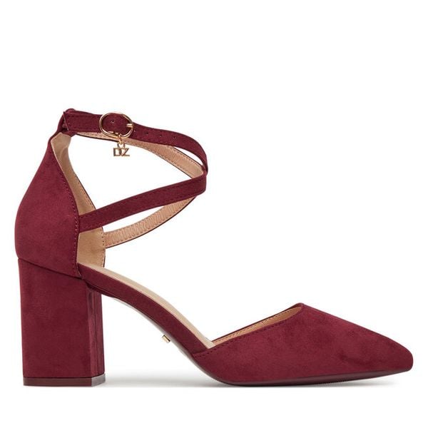 Czółenka DeeZee. Czerwone czółenka DeeZee, bez wzorów, bez obcasa, bez zapięcia. Za 119,99 zł.