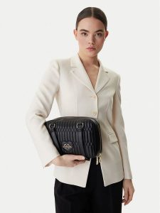 LOVE MOSCHINO Torebka JC4034PP1OLJ0000 Czarny. Czarne torebki klasyczne LOVE MOSCHINO, bez wzorów, ze skóry, bez dodatków. Za 673,99 zł.