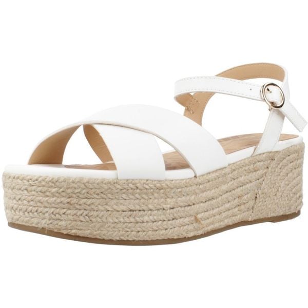 Sandały MTNG 51924M Biały. Białe sandały mtng, bez wzorów, z syntetyku, bez obcasa, bez zapięcia. Za 141,99 zł.