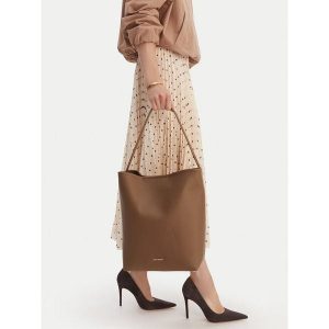 Torebka GINO ROSSI. Brązowe torebki klasyczne Gino Rossi, bez wzorów, bez dodatków. Za 229,99 zł.