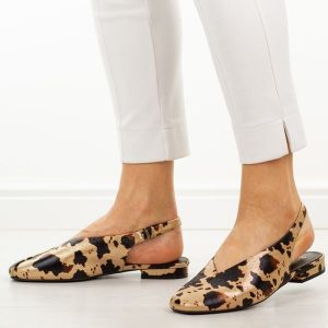 Brązowe baleriny damskie Potocki 20335. Brązowe czółenka POTOCKI, bez wzorów, z jeansu, bez obcasa, na obcasie, bez zapięcia. Za 149,00 zł.