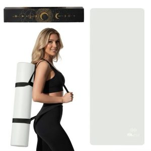 Mata do jogi minimalistyczna Fit.me 4mm kauczuk. Białe paski FIT.ME, bez wzorów, z kauczuku, sportowe. Za 149,95 zł.