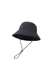 Kapelusz turystyczny Lightweight Hat CYY2521FS015. Czarne kapelusze NATUREHIKE, bez wzorów, z materiału. Za 219,99 zł.