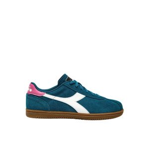Trenerzy Diadora Tokyo. Niebieskie buty sportowe Diadora, bez wzorów, ze skóry, bez zapięcia. W wyprzedaży za 328,50 zł.