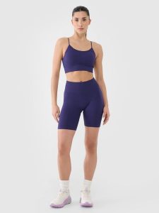 4F Legginsy kolarki bezszwowe treningowe damskie - granatowe M/L. Niebieskie legginsy 4f, bez wzorów, z dzianiny, z podwyższonym stanem, krótkie. W wyprzedaży za 59,99 zł.