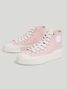 Pepe Jeans FOOTWEAR Sneakersy w kolorze jasnoróżowym rozmiar: 38. Różowe trampki Pepe Jeans FOOTWEAR, bez wzorów, z jeansu, za kostkę, bez zapięcia. Za 149,31 zł.