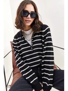 Happiness Istanbul Sweter w kolorze czarnym rozmiar: onesize. Czarne swetry oversize Happiness Istanbul, bez wzorów, bez ramiączek. Za 73,99 zł.