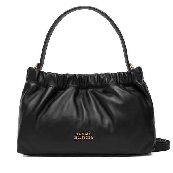 Torebka Tommy Hilfiger. Czarne torebki klasyczne TOMMY HILFIGER, bez wzorów, bez dodatków. Za 400,99 zł.