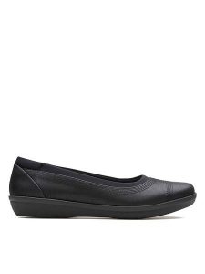 Clarks Baleriny w kolorze czarnym rozmiar: 37. Czarne balerinki Clarks, bez wzorów, bez obcasa, bez zapięcia. Za 109,78 zł.
