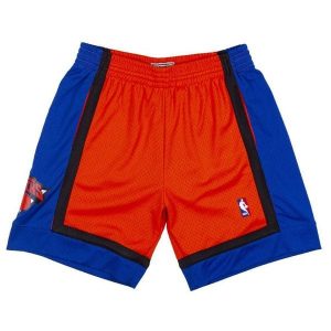 Szorty New York Knicks. Brązowe szorty MITCHELL & NESS, bez wzorów, sportowe. Za 377,50 zł.