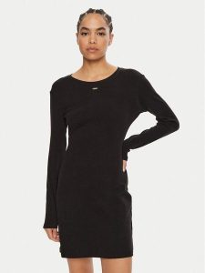 Guess Sukienka dzianinowa O4BK02 KCHZ2 Czarny Regular Fit. Czarne kombinezony Guess, xs, z aplikacjami, z bawełny, bez kołnierzyka, bez ramiączek. Za 129,99 zł.
