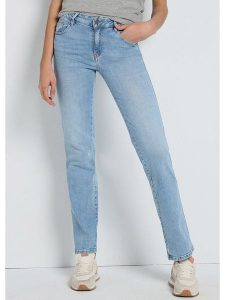 CIMARRON Dżinsy - Regular fit - w kolorze błękitnym rozmiar: W30. Niebieskie jeansy Cimarron, bez wzorów. Za 180,06 zł.