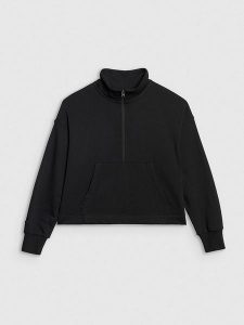 4F Bluza w kolorze czarnym rozmiar: S. Czarne bluzy 4f, s, bez wzorów, bez kaptura. Za 96,60 zł.