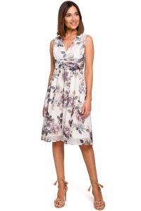 Sukienka w Kwiaty z Podkreśloną Talią - Model 1. Brązowe sukienki MOE, l, bez wzorów, z materiału, bez kołnierzyka, bez ramiączek, rozkloszowane. Za 309,90 zł.