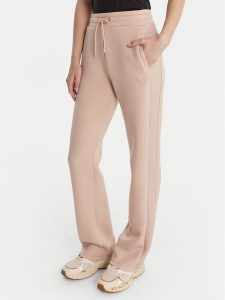 Guess Spodnie dresowe V3RB21 K7UW2 Beżowy Regular Fit. Brązowe spodnie dresowe Guess, xs, z aplikacjami, z dresówki. Za 399,99 zł.