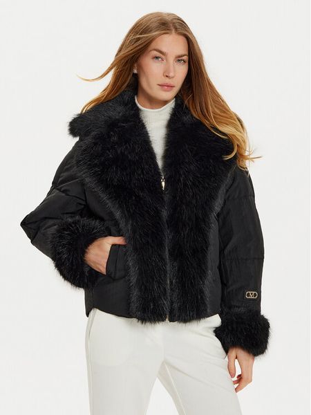 Marciano Guess Kożuch 4BGL1 57188A Czarny Regular Fit. Czarne płaszcze Marciano Guess, z aplikacjami, z syntetyku, bez kaptura. Za 969,99 zł.