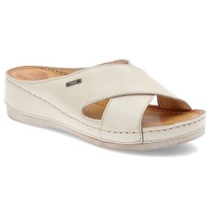 Beżowe Klapki Wasak Wygodne Obuwie Damskie. Brązowe klapki Wasak, bez wzorów, ze skóry, bez obcasa. Za 209,00 zł.