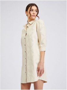 Orsay Sukienka dżinsowa w kolorze kremowym rozmiar: 40. Brązowe sukienki Orsay, na co dzień, bez wzorów, z bawełny, bez kołnierzyka, bez ramiączek, mini, proste. Za 100,99 zł.