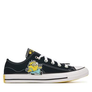 Trampki Converse. Czarne trampki Converse, bez wzorów, bez zapięcia. Za 379,99 zł.
