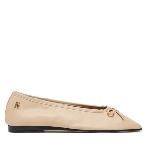Baleriny Tommy Hilfiger. Czerwone balerinki TOMMY HILFIGER, bez wzorów, bez obcasa, bez zapięcia. Za 259,99 zł.