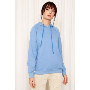Bluza w kolorze niebieskim. Bluzy marki Eka. W wyprzedaży za 119,95 zł.