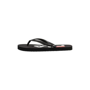 Klapki damskie Fila Troy. Czarne klapki Fila, bez wzorów, bez obcasa. Za 31,90 zł.