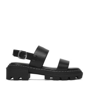 Sandały DeeZee. Czarne sandały DeeZee, bez wzorów, bez obcasa, na płaskiej podeszwie, bez zapięcia. Za 139,99 zł.