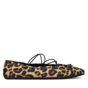 Baleriny Steve Madden. Brązowe balerinki Steve Madden, bez wzorów, bez obcasa, bez zapięcia. Za 467,99 zł.